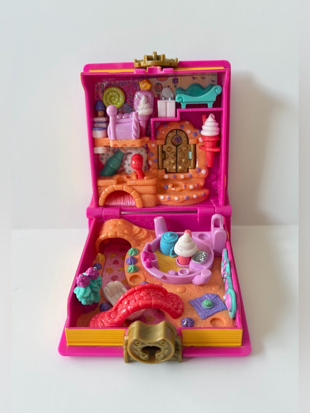 1996 Polly Pocket Sweet Treat Shoppe
